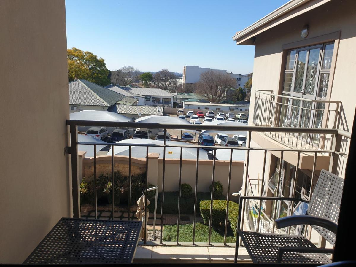 Grosvenor Apartments Pretoria Exterior photo